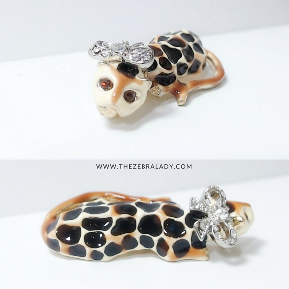 The Cutest Leopard Enamel Crystal Bow Brooch - Picture 2 of 2